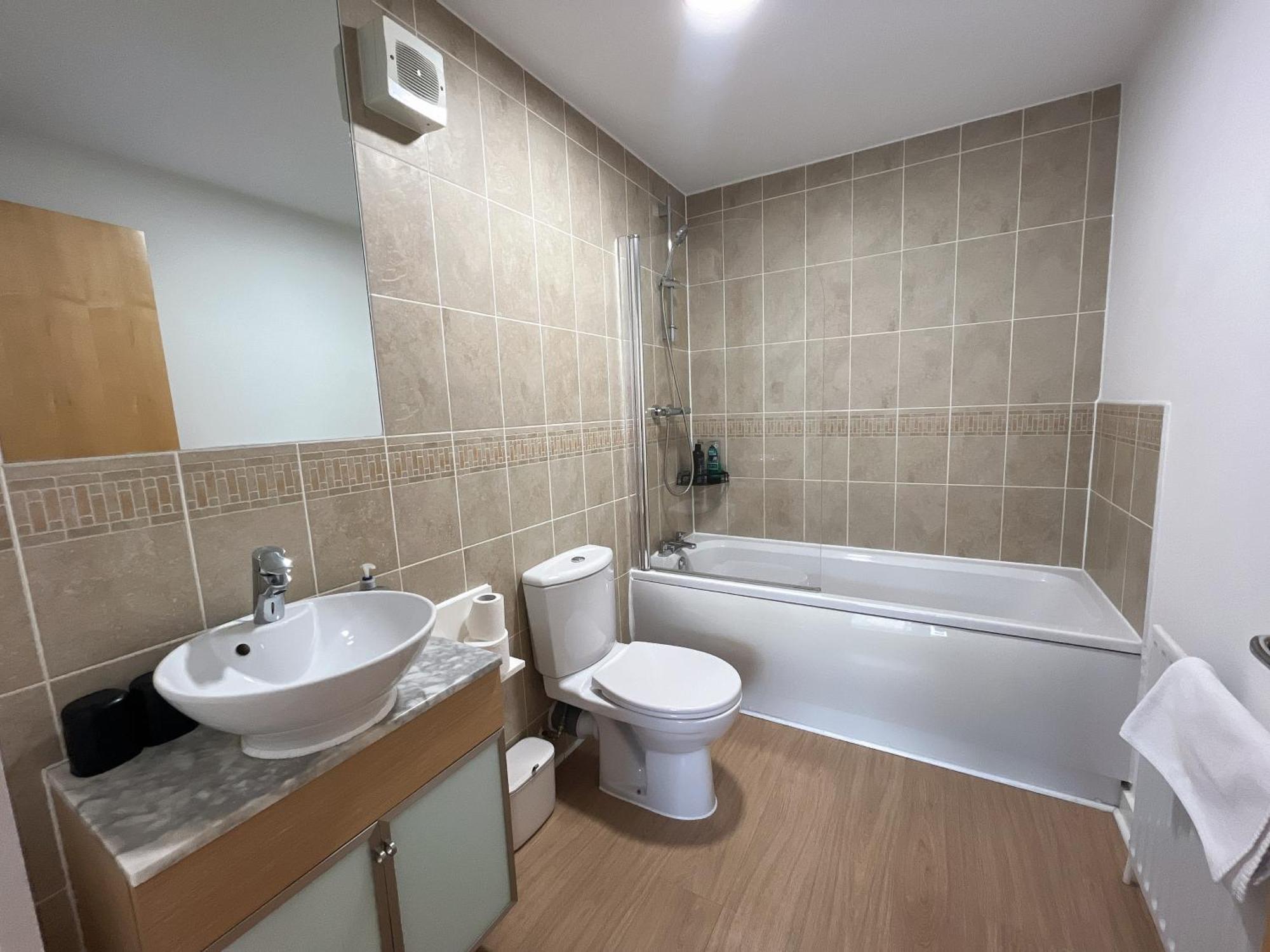 Apartment 2 Bath Free Parking Эдинбург Экстерьер фото